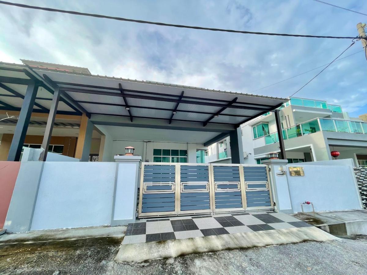 Langkawi Cozy Holiday Home At Desa Impian By Zervin Kuah Extérieur photo